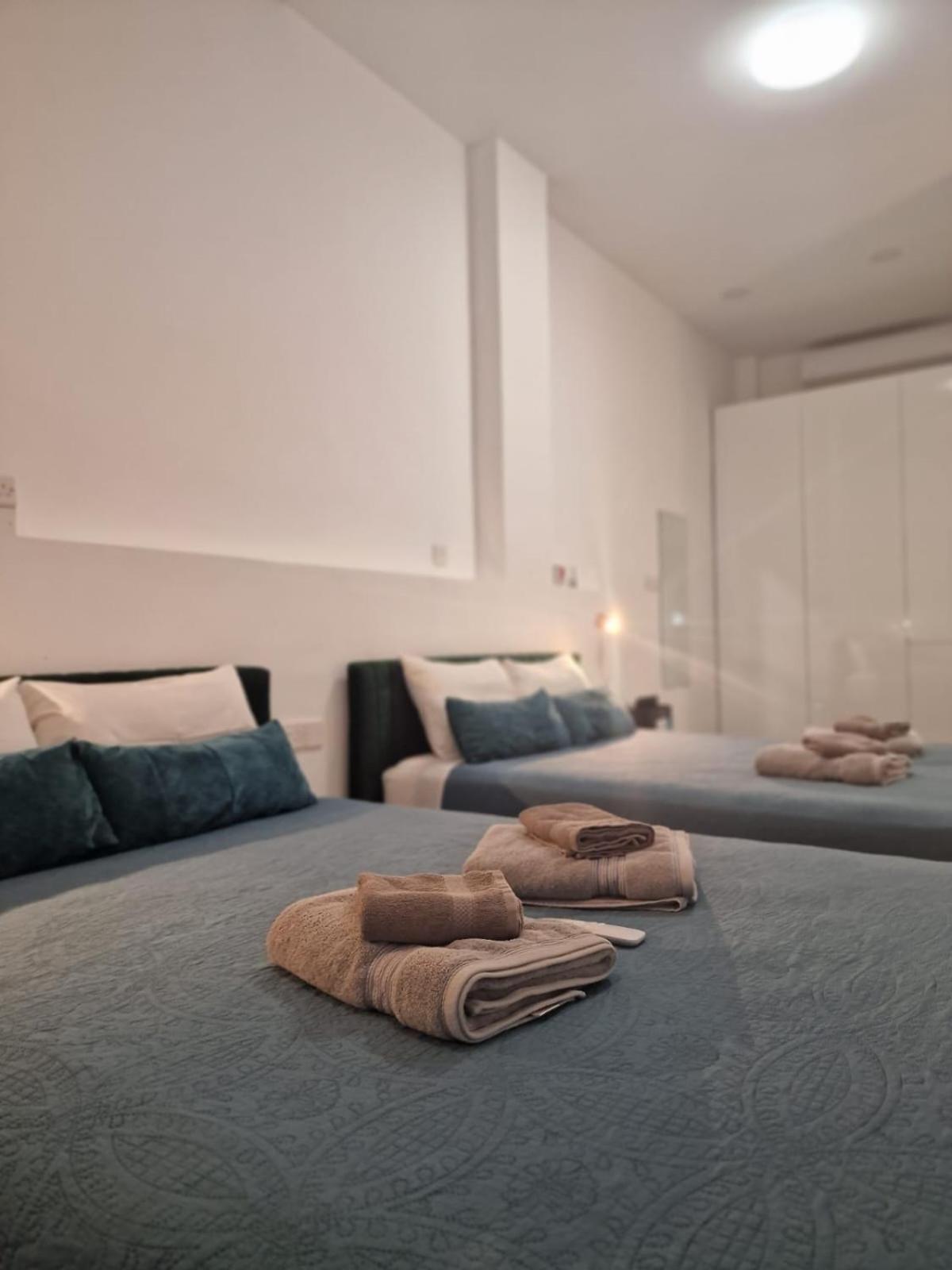 Royal Stay Luxury Homes Paphos Exterior foto
